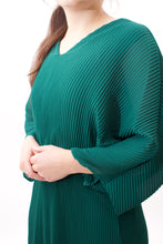 Laden Sie das Bild in den Galerie-Viewer, Langes elegantes Plisseekleid ONESIZE