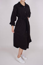 Laden Sie das Bild in den Galerie-Viewer, Cord Blusenkleid Midikleid Schwarz