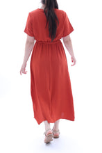 Laden Sie das Bild in den Galerie-Viewer, Luftiges Maxikleid Wickeloptik in Orange