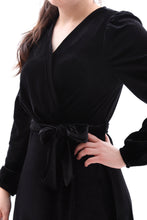 Laden Sie das Bild in den Galerie-Viewer, Festliches Samtkleid Maxikleid Wickelkleid Schwarz ONESIZE
