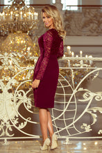 Laden Sie das Bild in den Galerie-Viewer, SPITZENKLEID Bordeaux